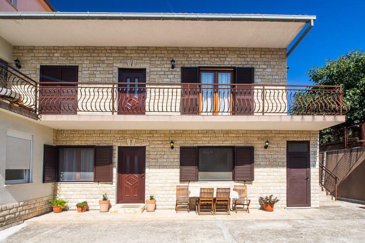 Apartment Olivera Trogir Luaran gambar
