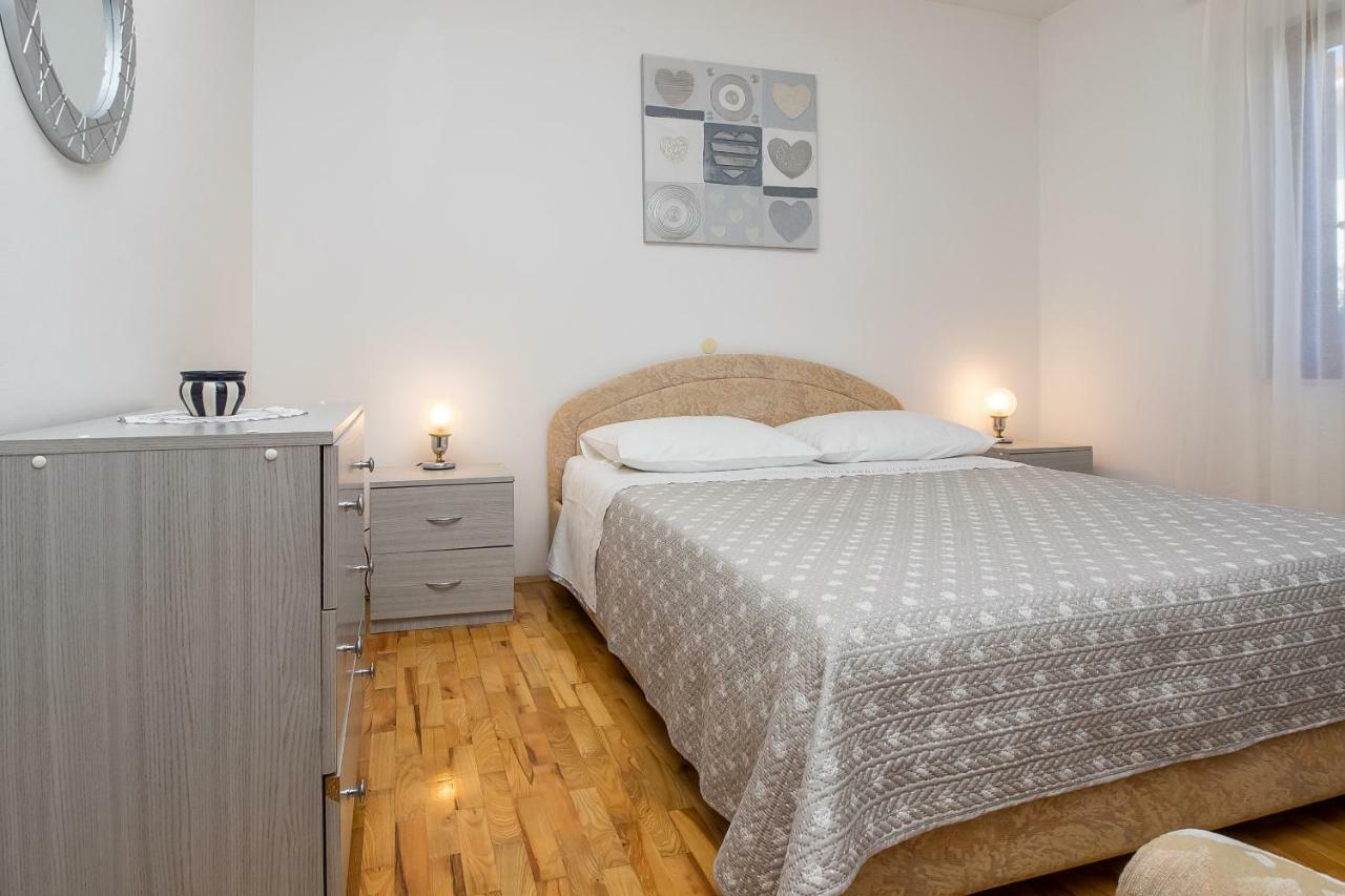 Apartment Olivera Trogir Luaran gambar