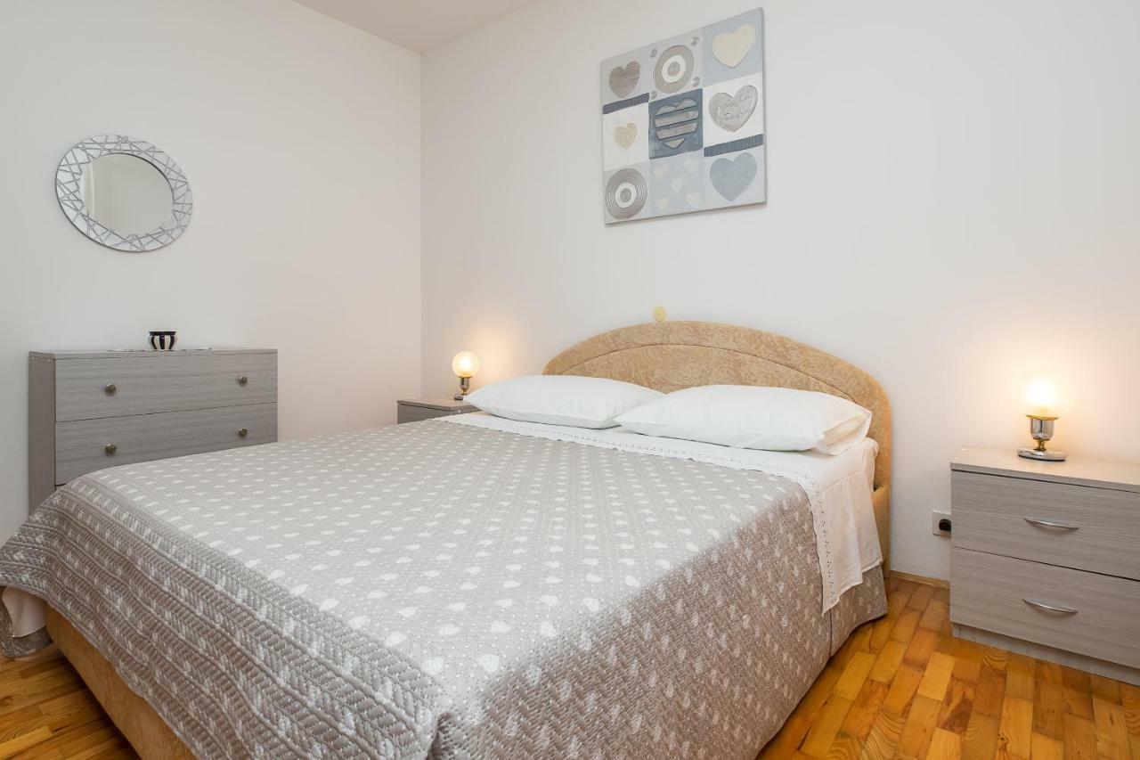 Apartment Olivera Trogir Luaran gambar