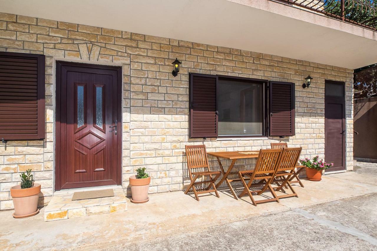 Apartment Olivera Trogir Luaran gambar